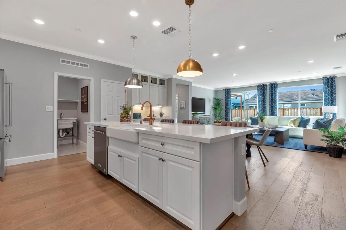 2740 Glenview Drive Hollister, CA 95023 - Photo 14 of 62