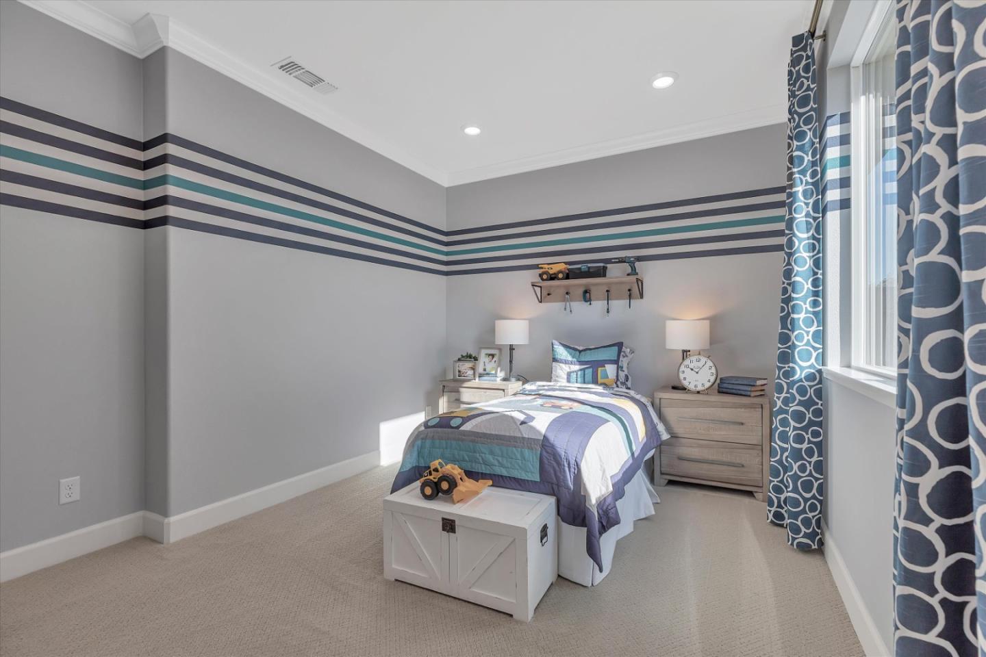 2740 Glenview Drive Hollister, CA 95023 - Photo 40 of 62 a bedroom with a bed and a window