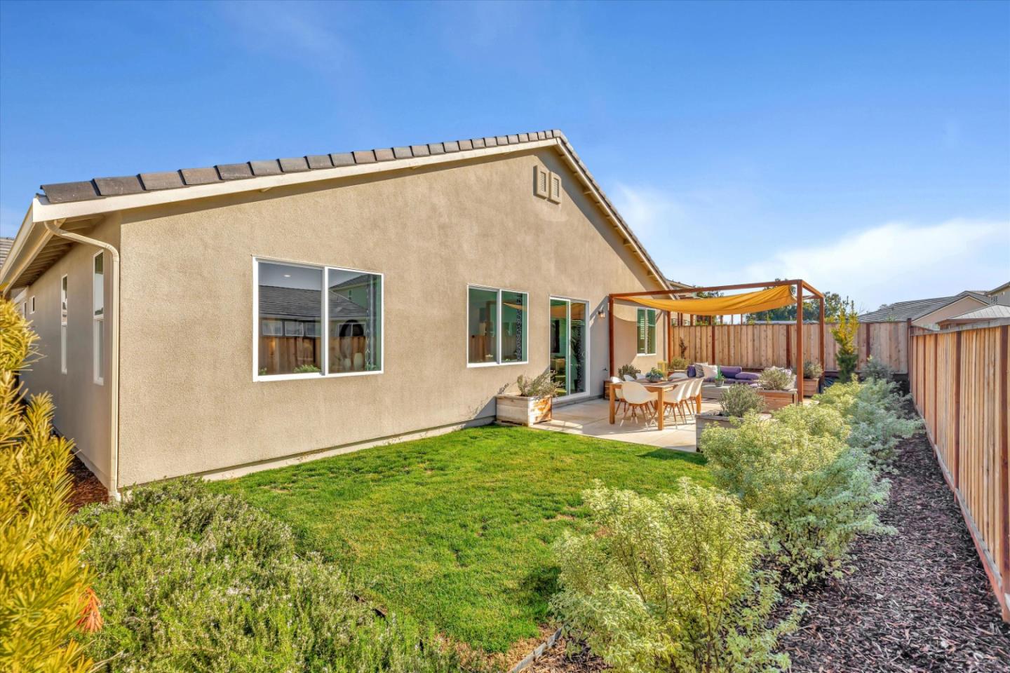2740 Glenview Drive Hollister, CA 95023 - Photo 62 of 62 a view of a house with backyard and sitting area