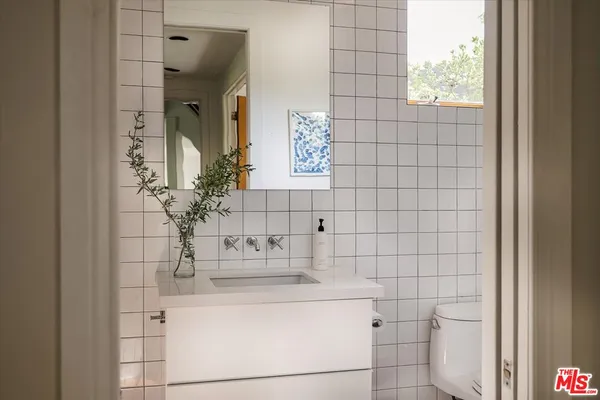 $2,995,000 | 804 Mt Washington Drive, Los Angeles, CA 90065
