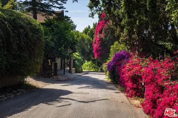 $2,995,000 | 804 Mt Washington Drive, Los Angeles, CA 90065