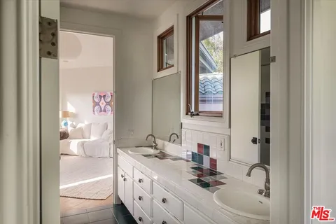 $2,995,000 | 804 Mt Washington Drive, Los Angeles, CA 90065