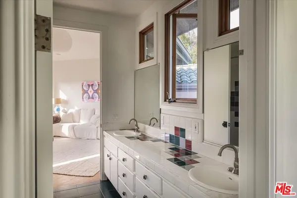 $2,995,000 | 804 Mt Washington Drive, Los Angeles, CA 90065