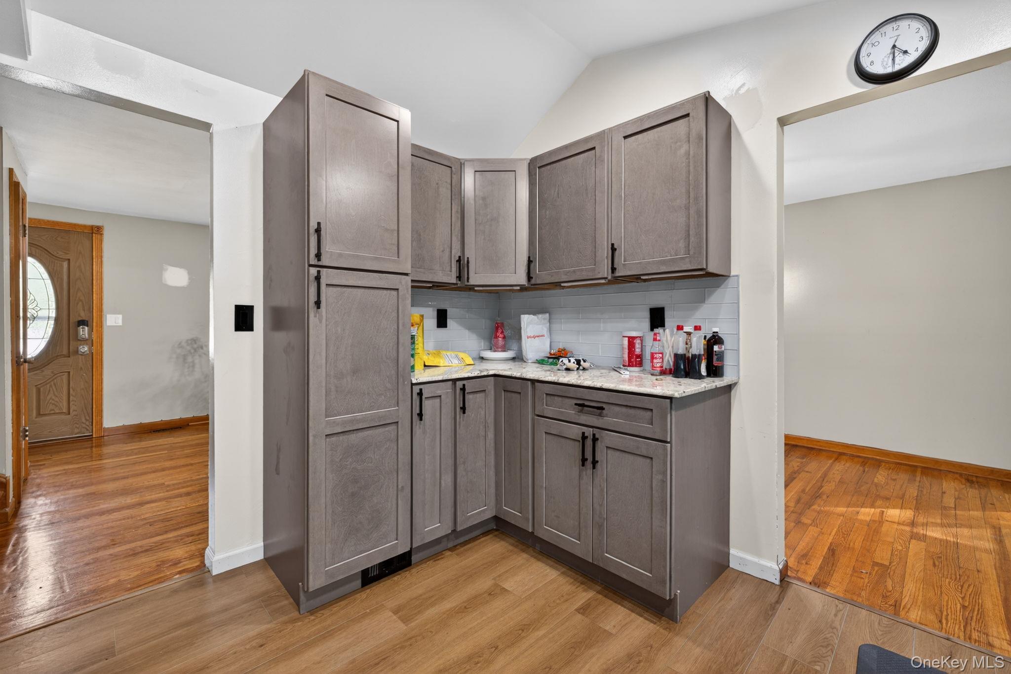 39 Blueberry Road Liverpool, NY 13090 - Photo 8 of 25