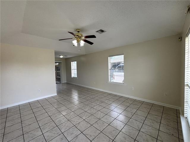 2513 Rue Jesann Marrero, LA 70072 - Photo 5 of 36