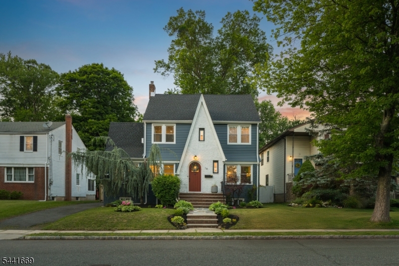 19 Buckingham Road West Orange, NJ 07052 - Photo 8 of 50