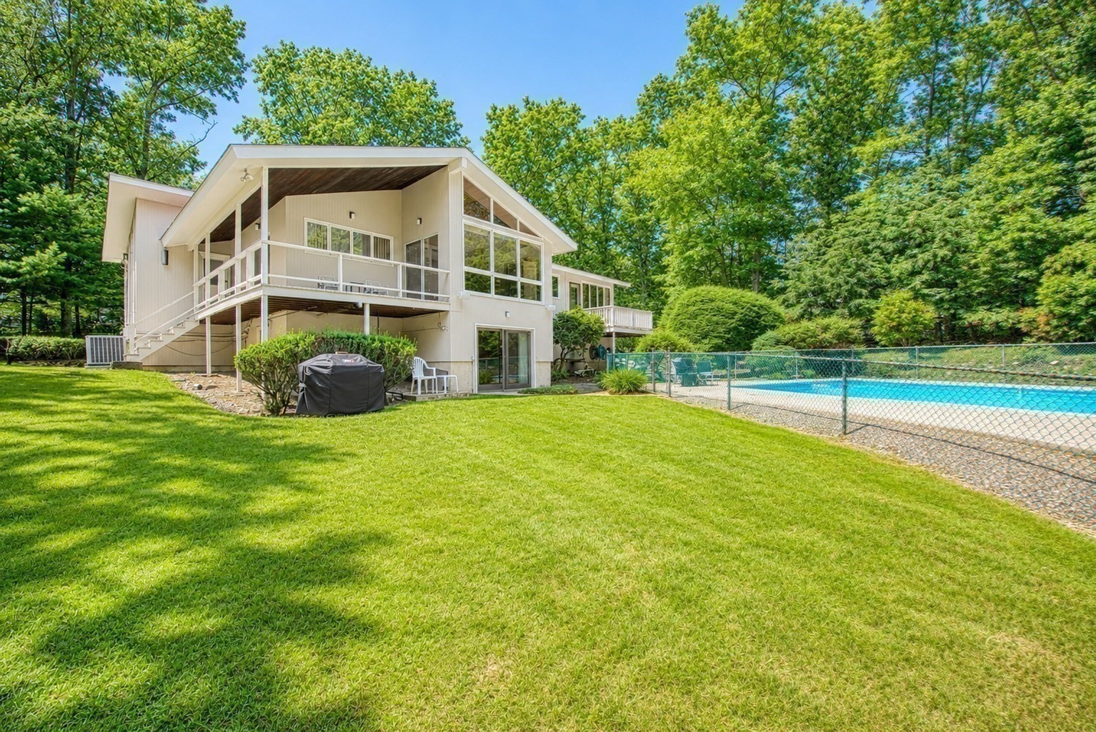 9 West Ridge Drive Sharon, MA 02067 - Photo 31 of 39 Gallery Image 31