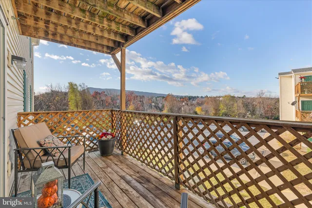 $198,500 | 185 Hailey Lane, Strasburg, VA 22657