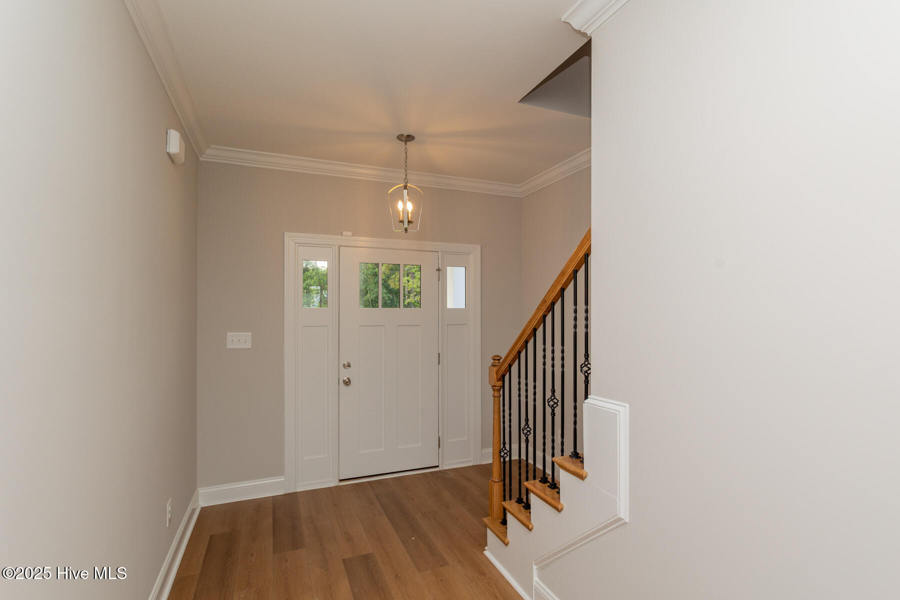 1269 Morganton Road Pinehurst, NC 28374 - Photo 4 of 29 foyer room2