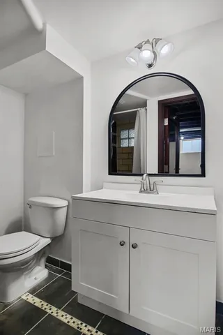 $409,000 | 5500 Lindenwood Avenue, St. Louis, MO 63109