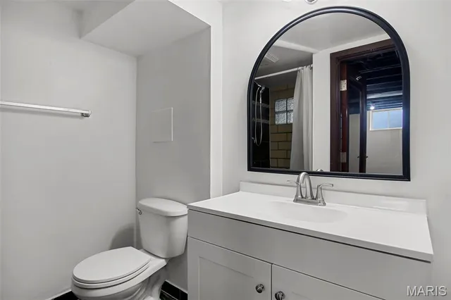 $409,000 | 5500 Lindenwood Avenue, St. Louis, MO 63109