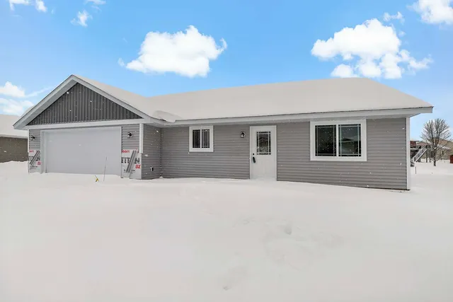 $360,000 | 425 4th Avenue Southeast, St. Joseph, MN 56374