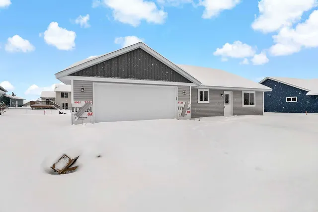 $360,000 | 425 4th Avenue Southeast, St. Joseph, MN 56374