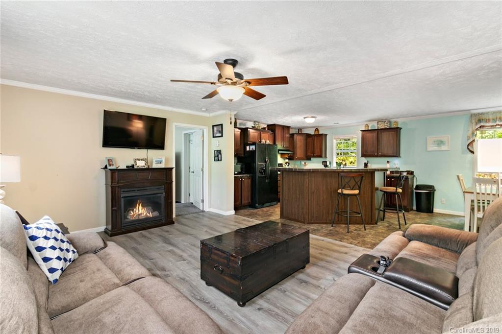 1579 Old Fort Road Fairview, NC 28730 - Photo 12 of 40 Gallery Image 12