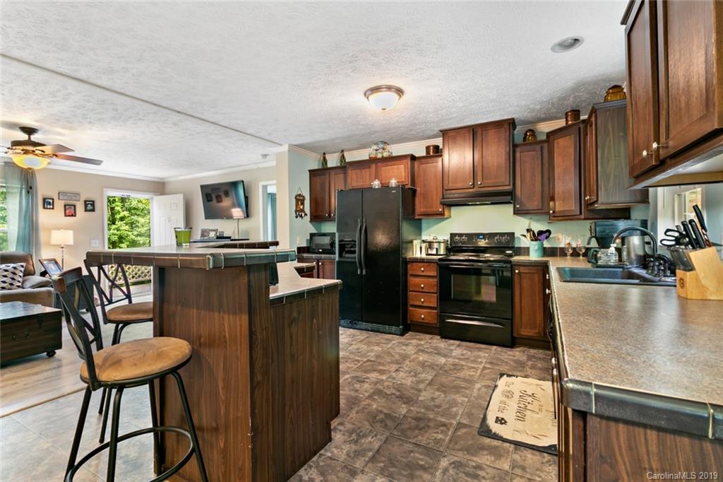 1579 Old Fort Road Fairview, NC 28730 - Photo 13 of 40 Gallery Image 13