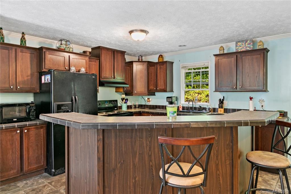 1579 Old Fort Road Fairview, NC 28730 - Photo 17 of 40 Gallery Image 17