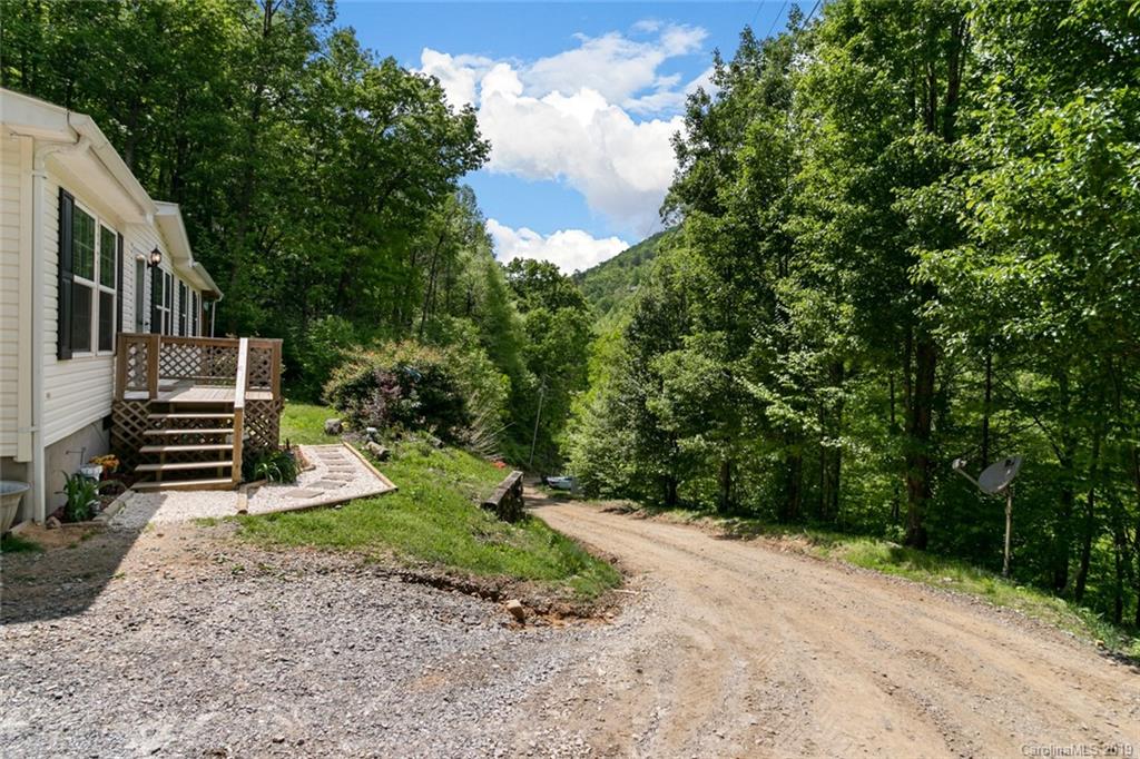 1579 Old Fort Road Fairview, NC 28730 - Photo 3 of 40 Gallery Image 3