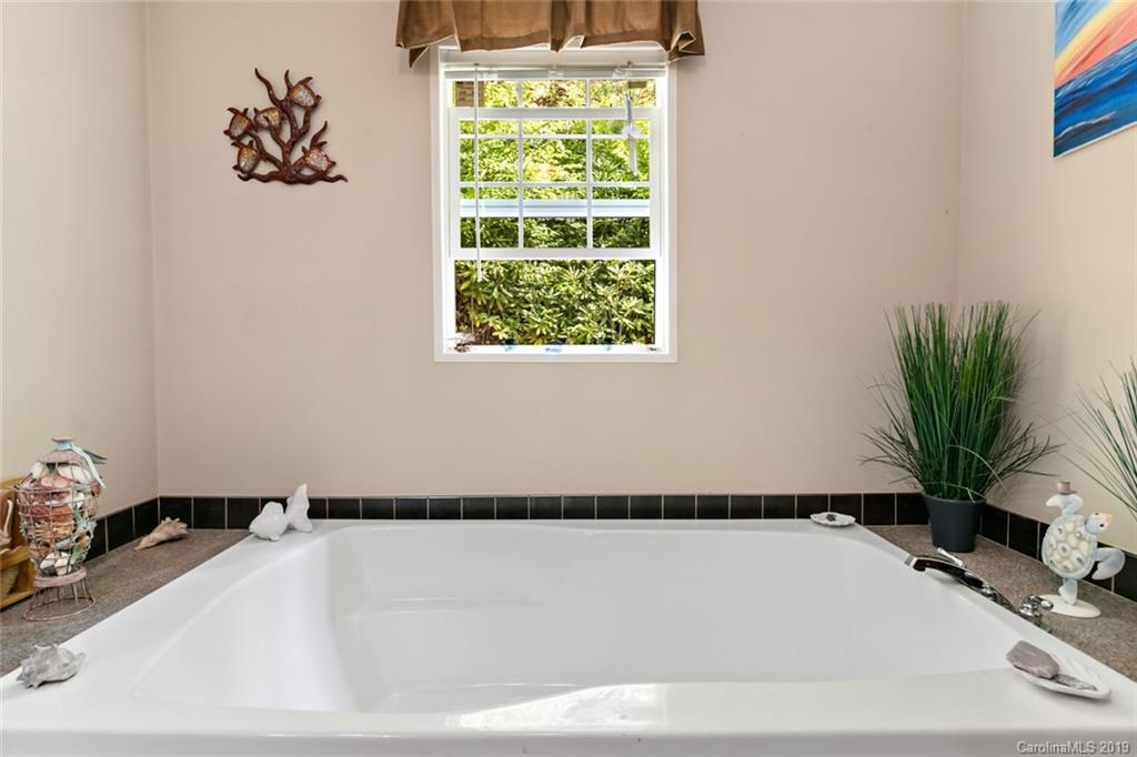1579 Old Fort Road Fairview, NC 28730 - Photo 23 of 40 Gallery Image 23