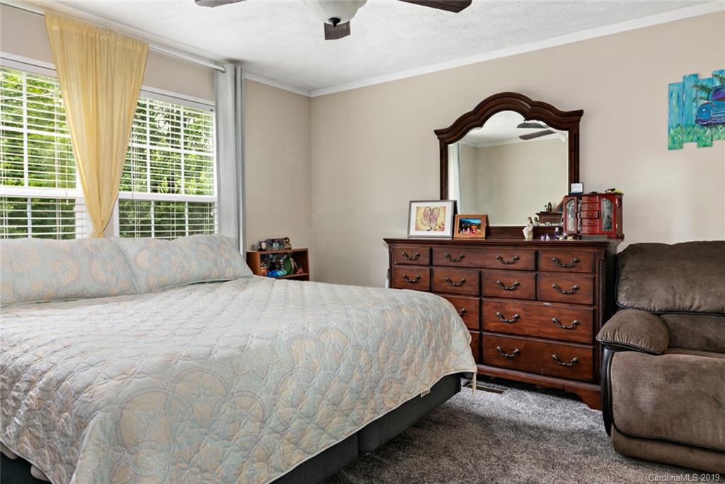 1579 Old Fort Road Fairview, NC 28730 - Photo 24 of 40 Gallery Image 24