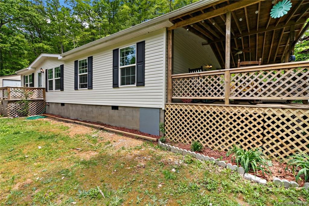 1579 Old Fort Road Fairview, NC 28730 - Photo 4 of 40 Gallery Image 4
