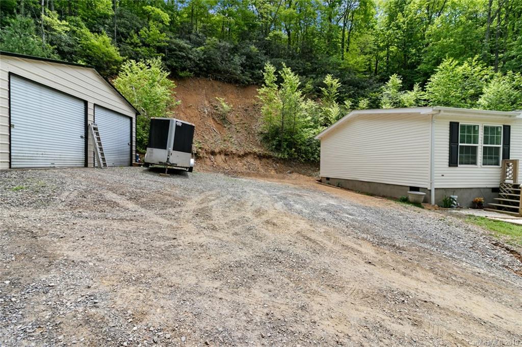 1579 Old Fort Road Fairview, NC 28730 - Photo 38 of 40 Gallery Image 38