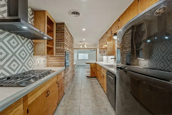 $4,600 | 502 Sunrise Circle, Austin, TX 78704
