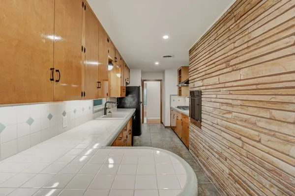 $4,600 | 502 Sunrise Circle, Austin, TX 78704