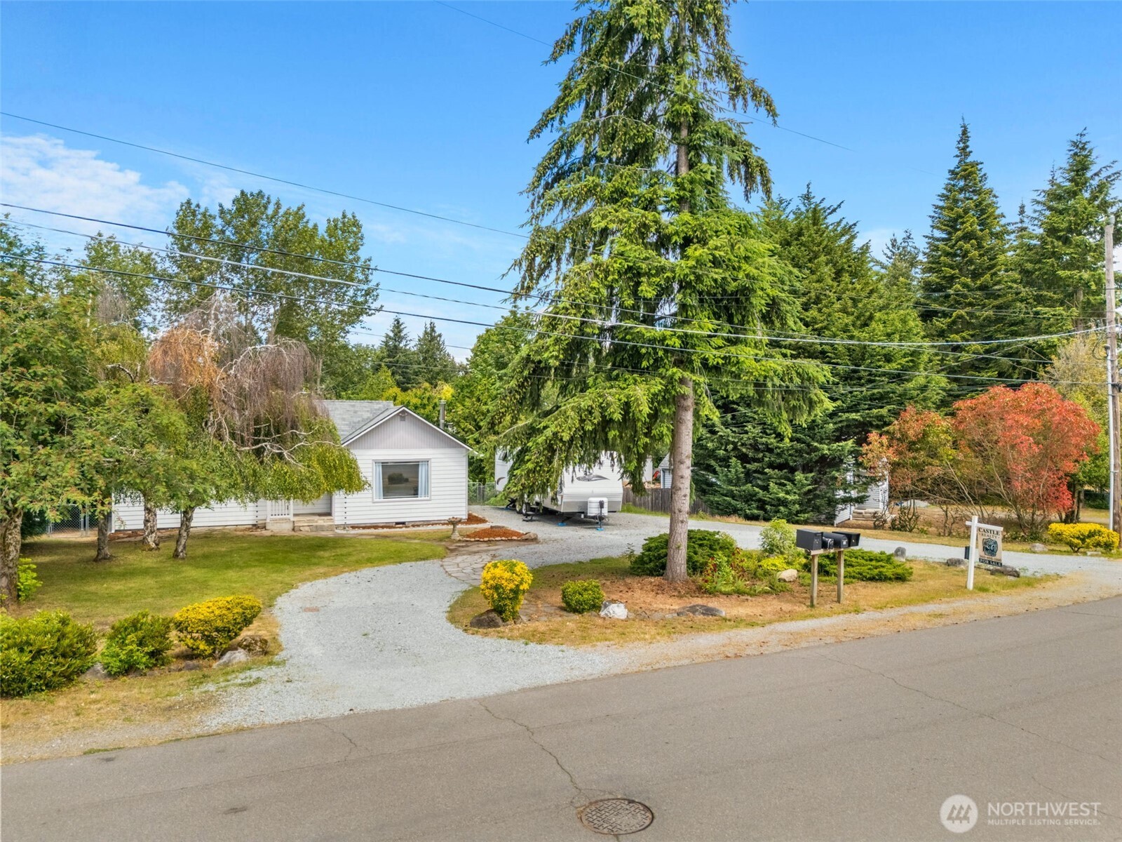 626 Southwest 142nd Street Burien, WA 98166 - Photo 3 of 35