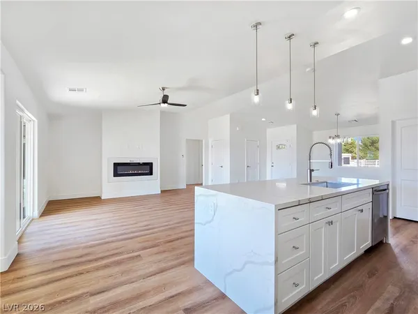 $649,900 | 5880 Johnnie Mine Street, Pahrump, NV 89060