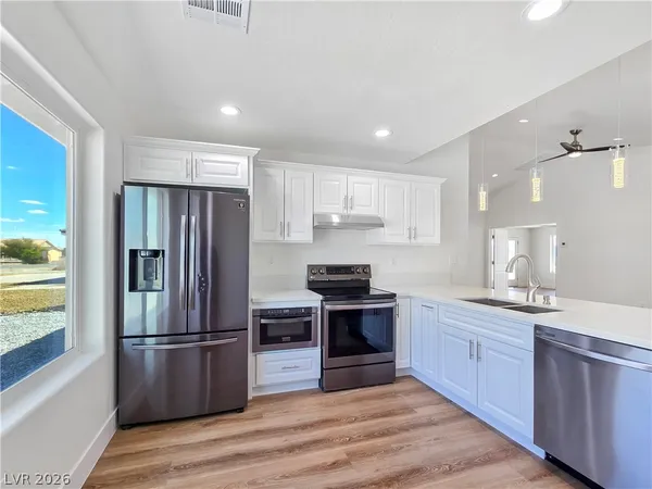 $649,900 | 5880 Johnnie Mine Street, Pahrump, NV 89060