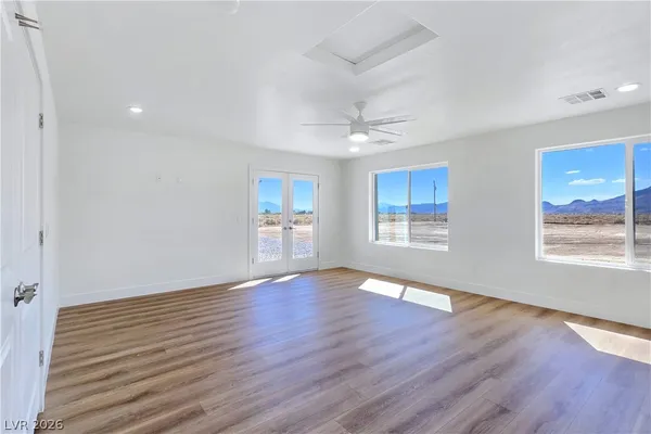 $649,900 | 5880 Johnnie Mine Street, Pahrump, NV 89060