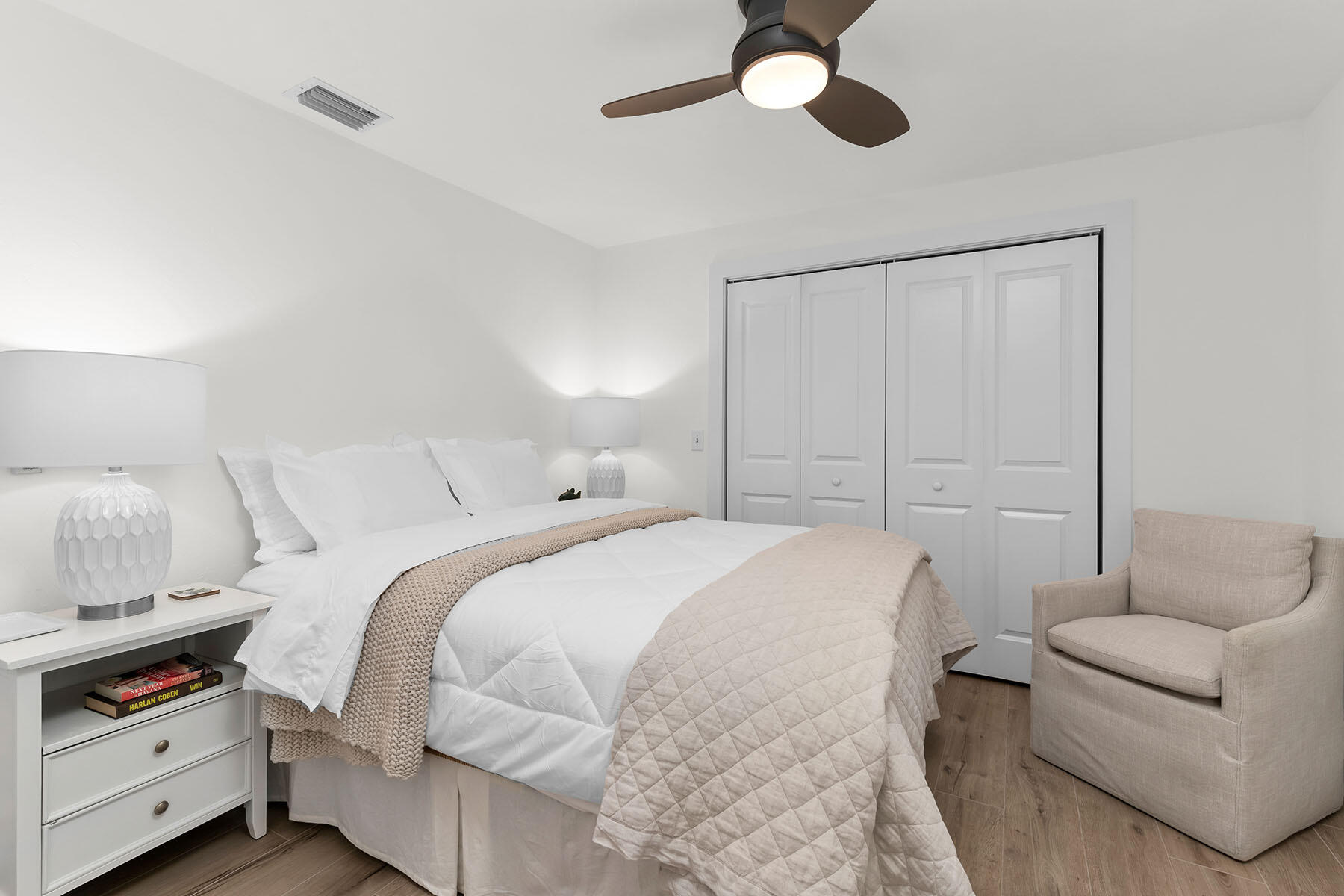 1782 Hummingbird Court Marco Island, FL 34145 - Photo 23 of 50 226007014kk