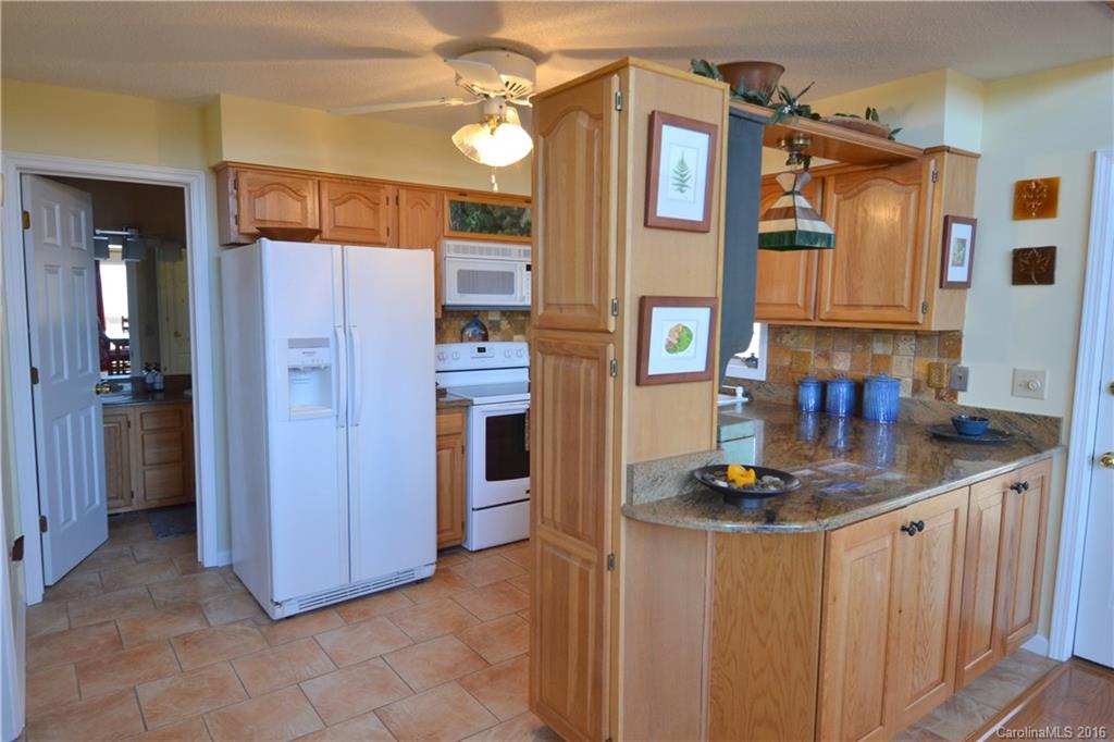 108 Weeping Cherry Forest Road, Unit 10 Fairview, NC 28730 - Photo 12 of 23 Gallery Image 12