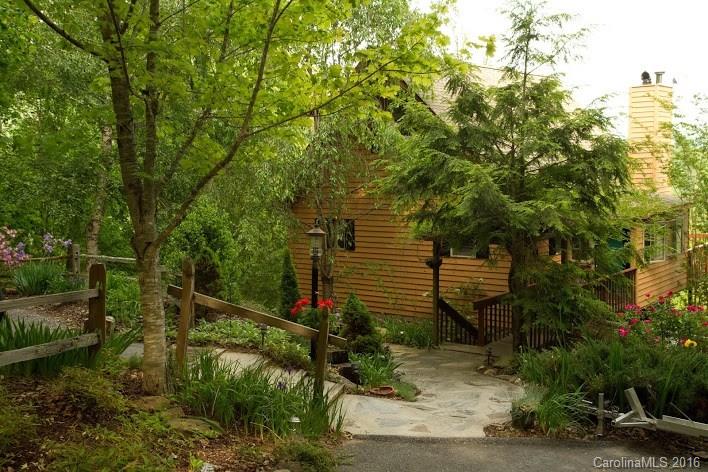 108 Weeping Cherry Forest Road, Unit 10 Fairview, NC 28730 - Photo 4 of 23 Gallery Image 4