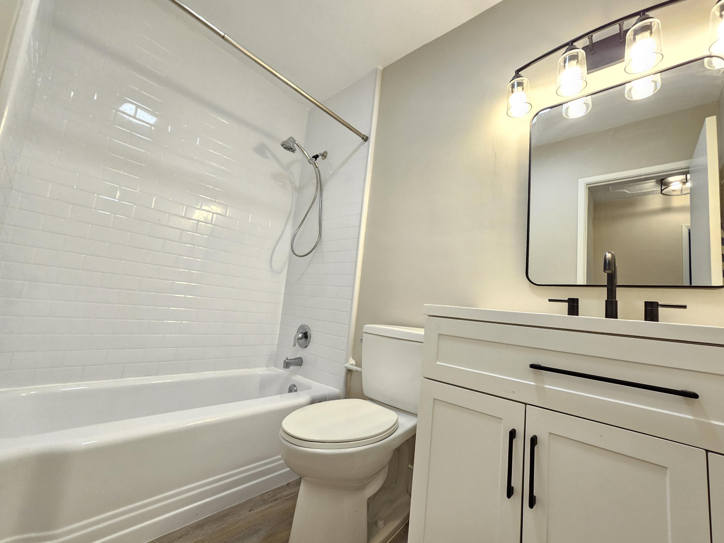 2110 Northeast 41st Street, Unit D Lighthouse Point, FL 33064 - Photo 19 of 19 20250728_163553