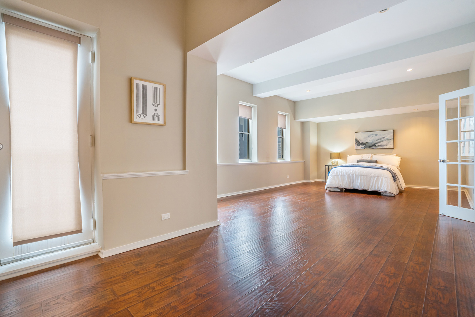 40 East 9th Street, Unit 1916D Chicago, IL 60605 - Photo 8 of 35