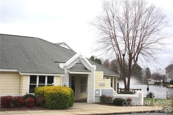 $1,695 | 18817 Nautical Drive, Cornelius, NC 28031