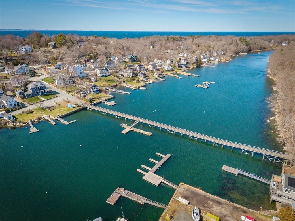 37 Walnut Street Gloucester, MA 01930 - Photo 40 of 42