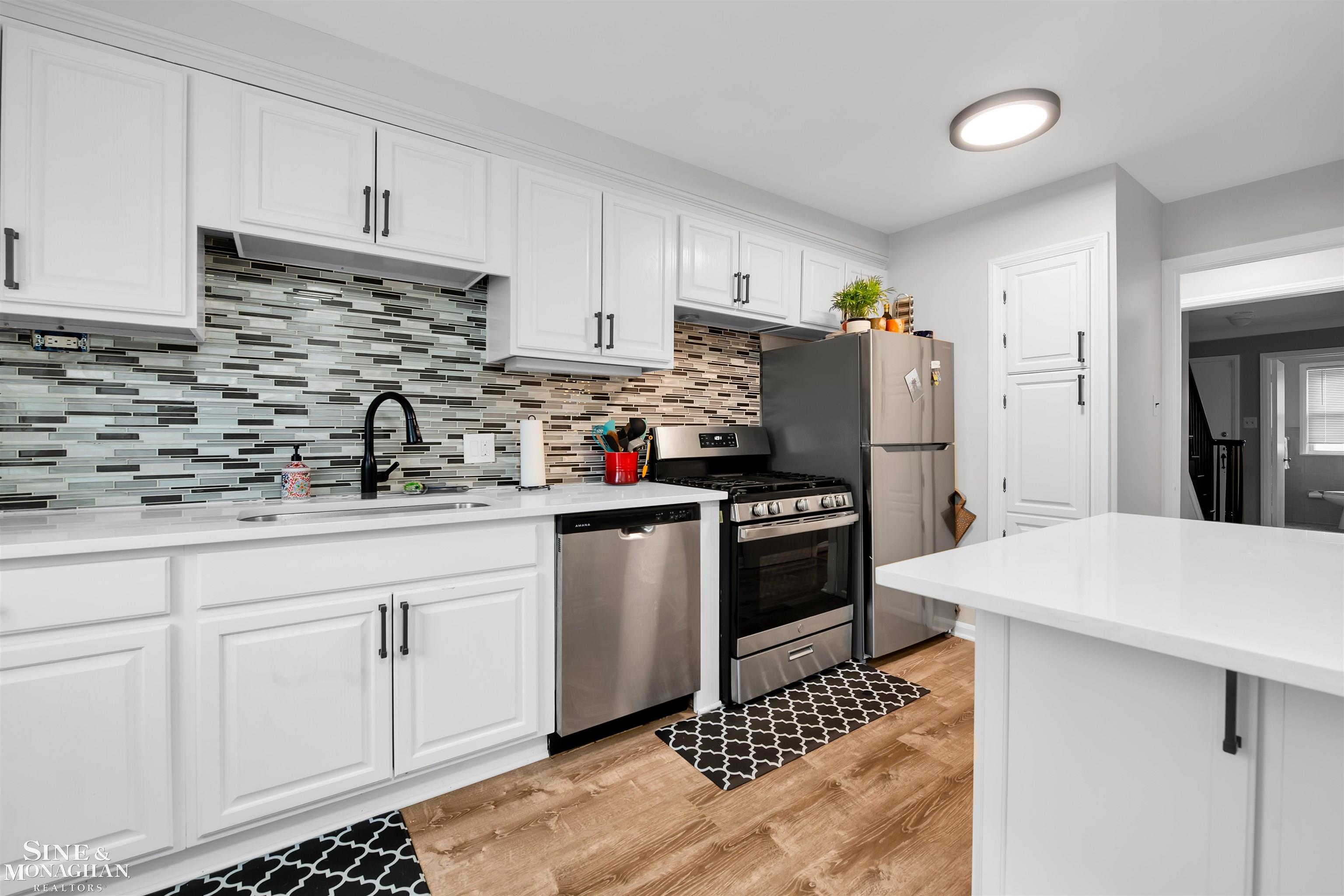 850 Harcourt Road Grosse Pointe, MI 48230 - Photo 8 of 54
