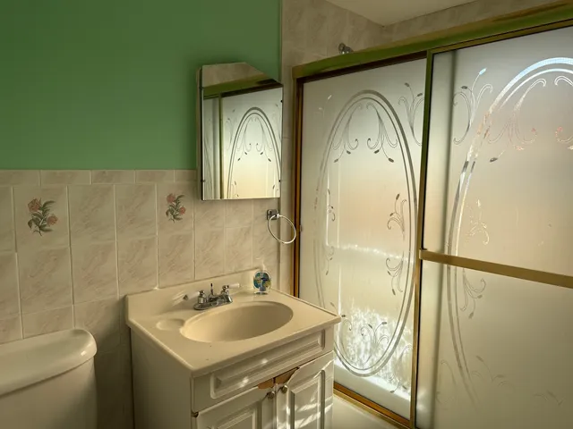 $394,000 | 3311 South Damen Avenue, Chicago, IL 60608