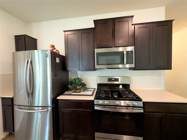 $2,000 | 21417 Wilmiller Lane, Pflugerville, TX 78660