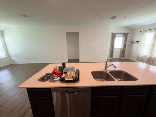 $2,000 | 21417 Wilmiller Lane, Pflugerville, TX 78660
