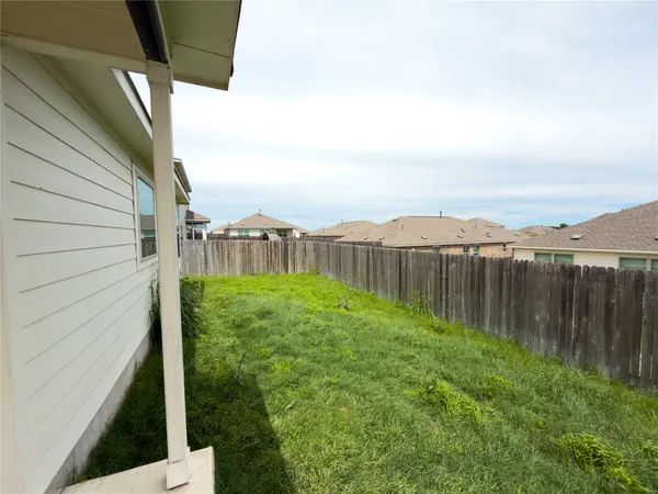 $2,000 | 21417 Wilmiller Lane, Pflugerville, TX 78660