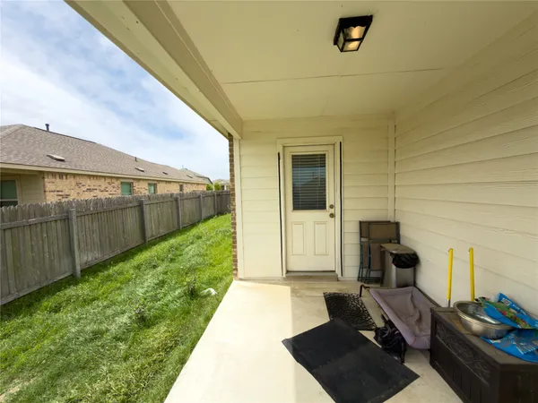 $2,000 | 21417 Wilmiller Lane, Pflugerville, TX 78660