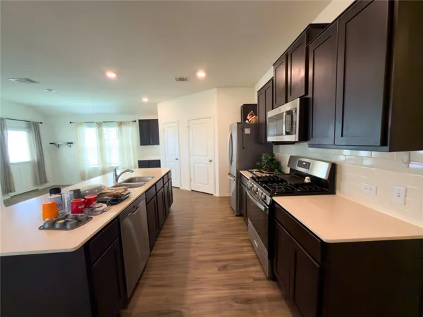 $2,000 | 21417 Wilmiller Lane, Pflugerville, TX 78660