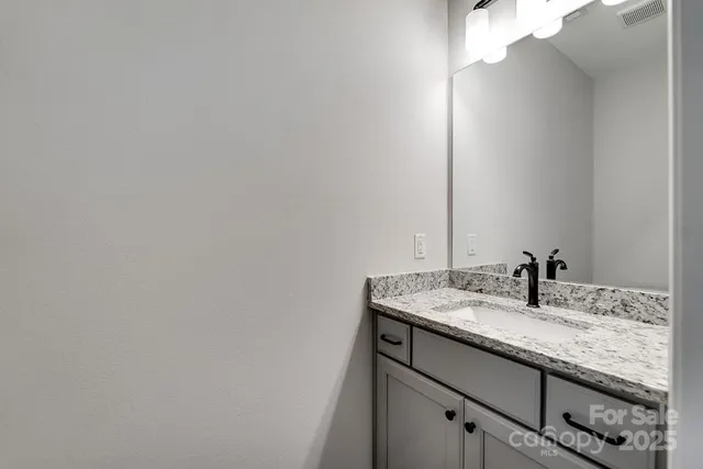 $499,500 | 381 Scenic Rdg Circle, Franklin, NC 28734