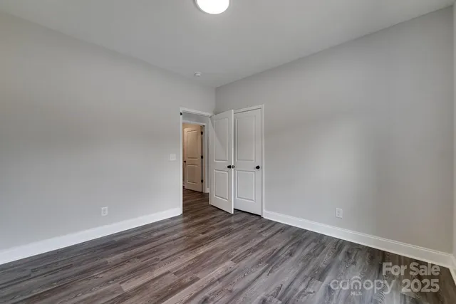 $499,500 | 381 Scenic Rdg Circle, Franklin, NC 28734