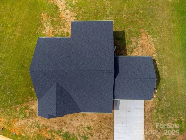 $499,500 | 381 Scenic Rdg Circle, Franklin, NC 28734