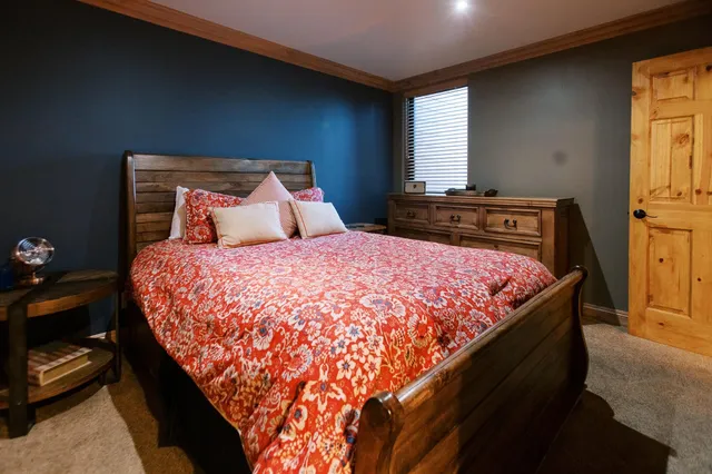 $819,900 | 826 Lakeview Boulevard, Unit 592, Mammoth Lakes, CA 93546