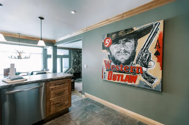 $819,900 | 826 Lakeview Boulevard, Unit 592, Mammoth Lakes, CA 93546